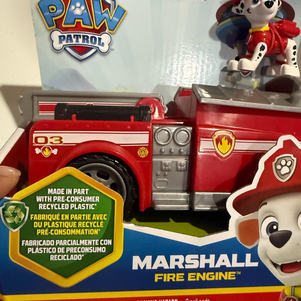 Nickelodeon Marshall Fire Engine Paw Patrol Red and White Action Figure Playset - Picture 4 of 6